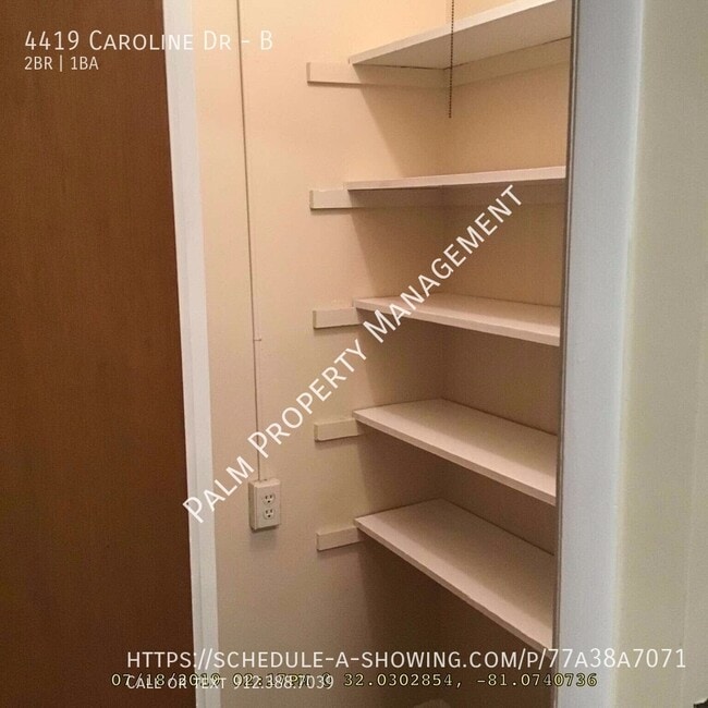 Building Photo - 4419 Caroline Dr