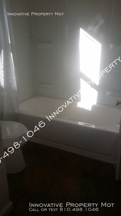 Building Photo - Nice two bedroom in Burton!