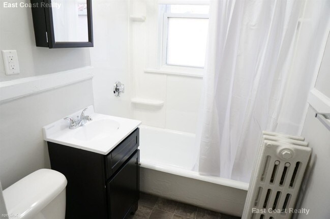 Building Photo - 25 Lourdes Ave