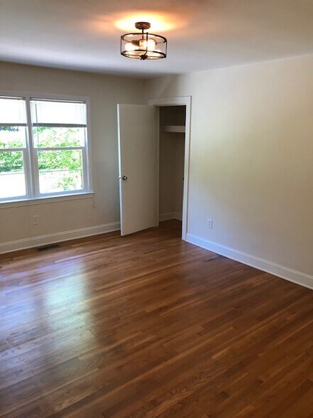 Living Room - 490 E Indiana Ave