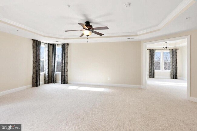 Building Photo - 25749 Racing Sun Dr