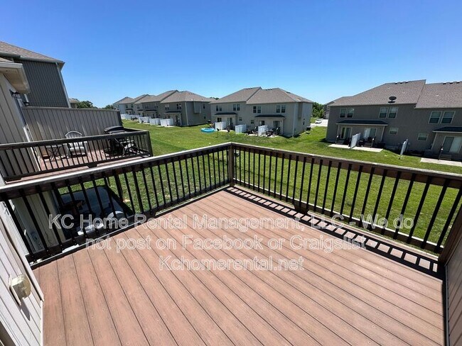 Building Photo - 10541 Kane Dr