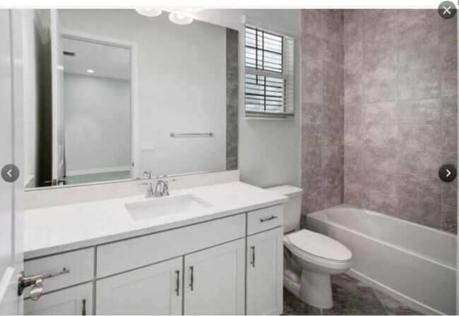 Building Photo - 5459 Liberty Ln