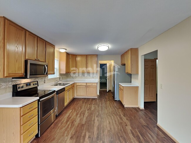 Building Photo - 3985 Boyer Ridge Dr