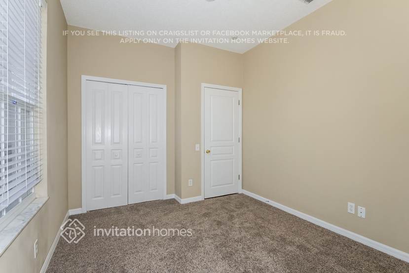Building Photo - 362 Fareham Dr