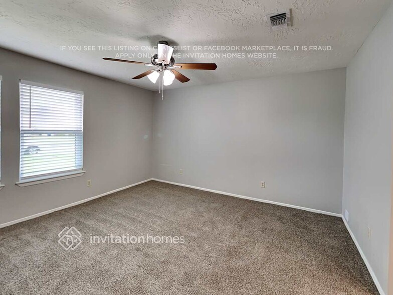 Building Photo - 209 Greenshire Dr