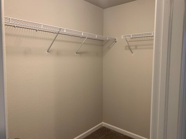 Building Photo - Main-Floor Living Meets Modern Comfort in Enclaves at Mountain Vista