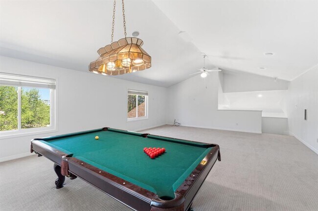 Building Photo - 409 Beardsley Ln