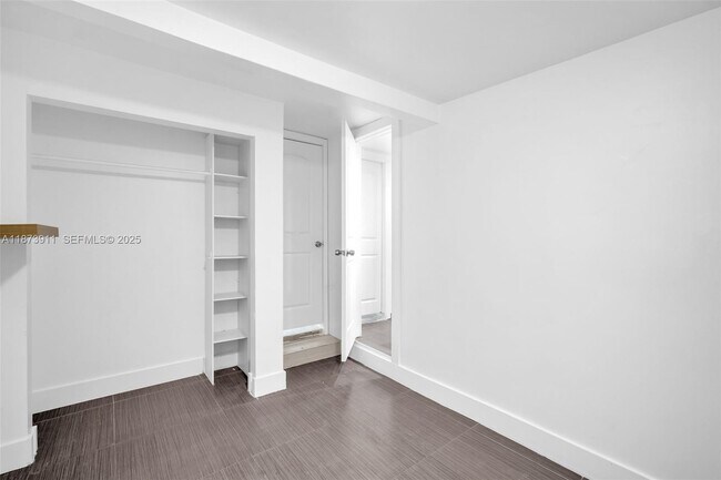 Building Photo - 2372 NW 34th St