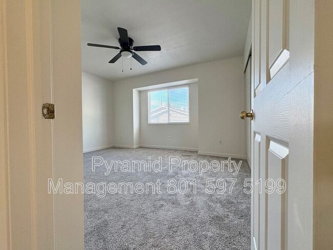 Building Photo - 4521 Bella Verde Ct