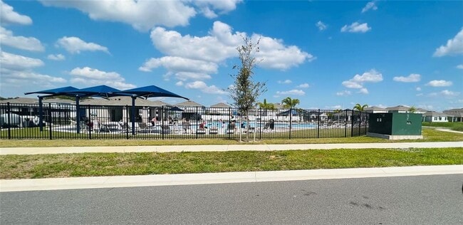 Building Photo - 1824 Brisbane Pl