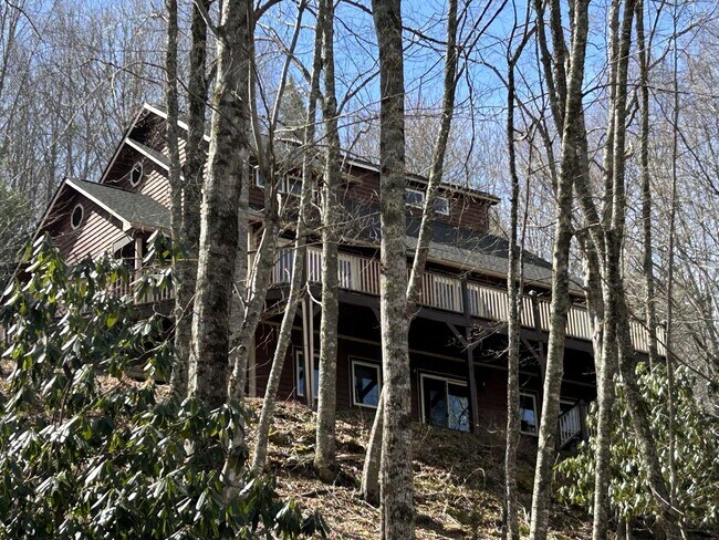 Building Photo - New Homestead: A Private, Tranquil, and Spacious Home