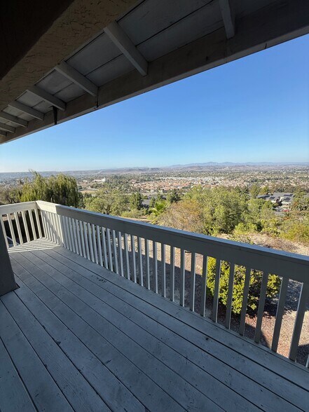 Primary Photo - 4238 Vista Panorama Way