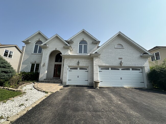 Building Photo - 1937 Yukon Dr