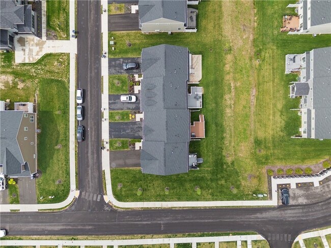 Building Photo - 5103 Spruce Rd