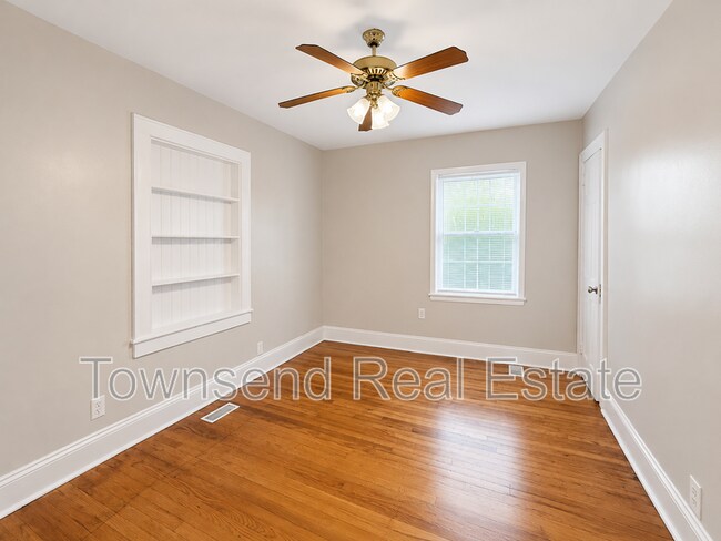 Building Photo - 2534 McNeill Cir