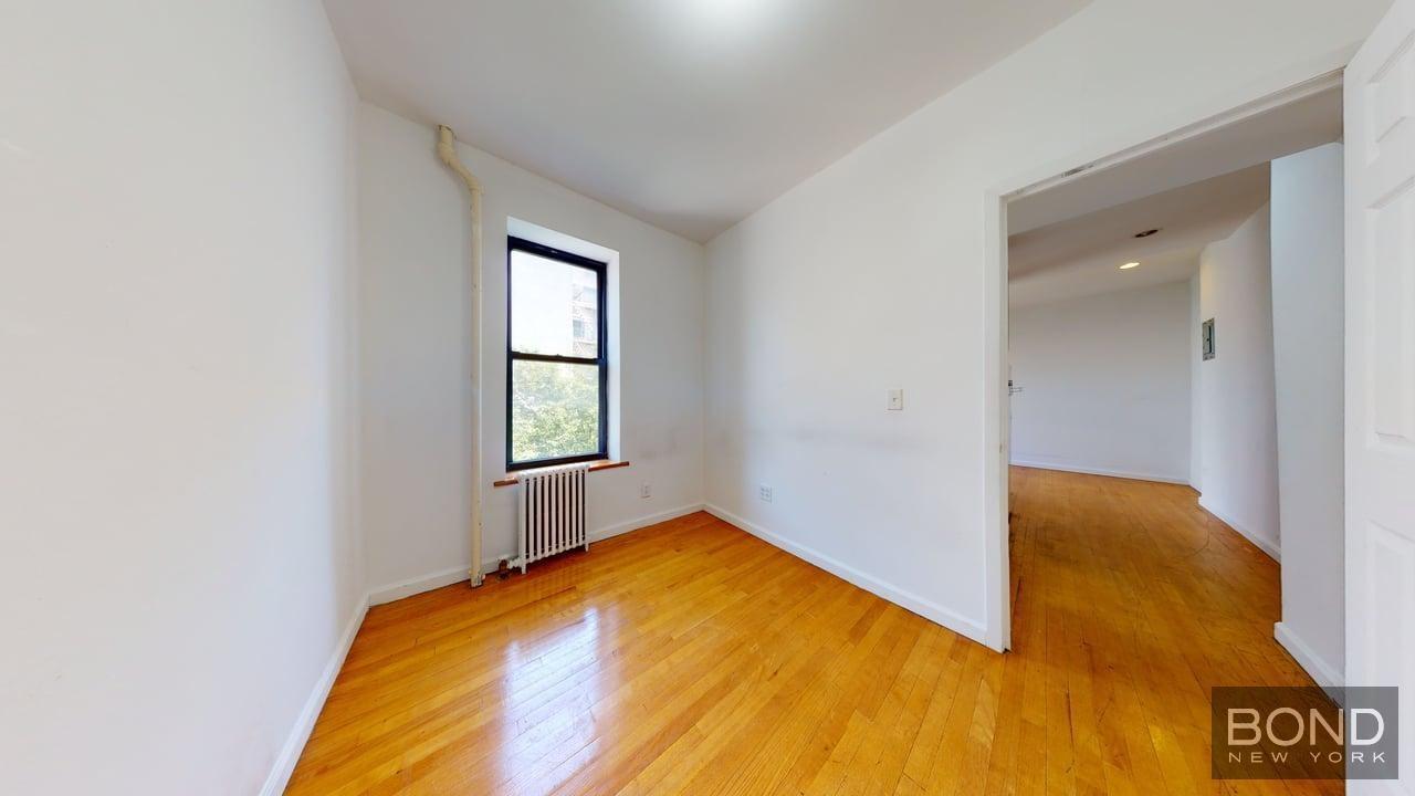 Building Photo - 214 First Avenue