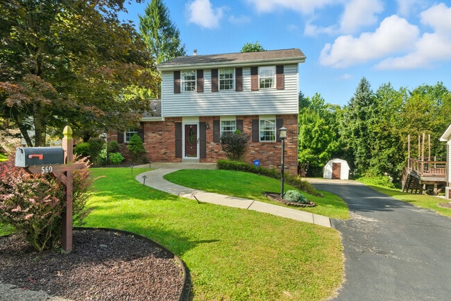 Building Photo - 560 Monticello Dr