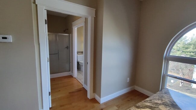 Building Photo - 236 Main St