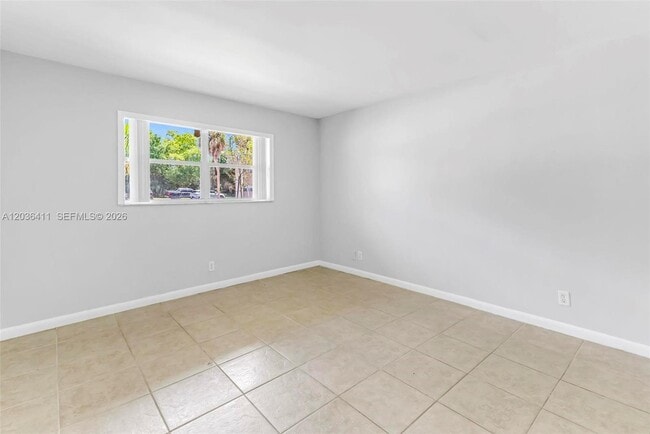 Building Photo - 7900 Fairview Dr