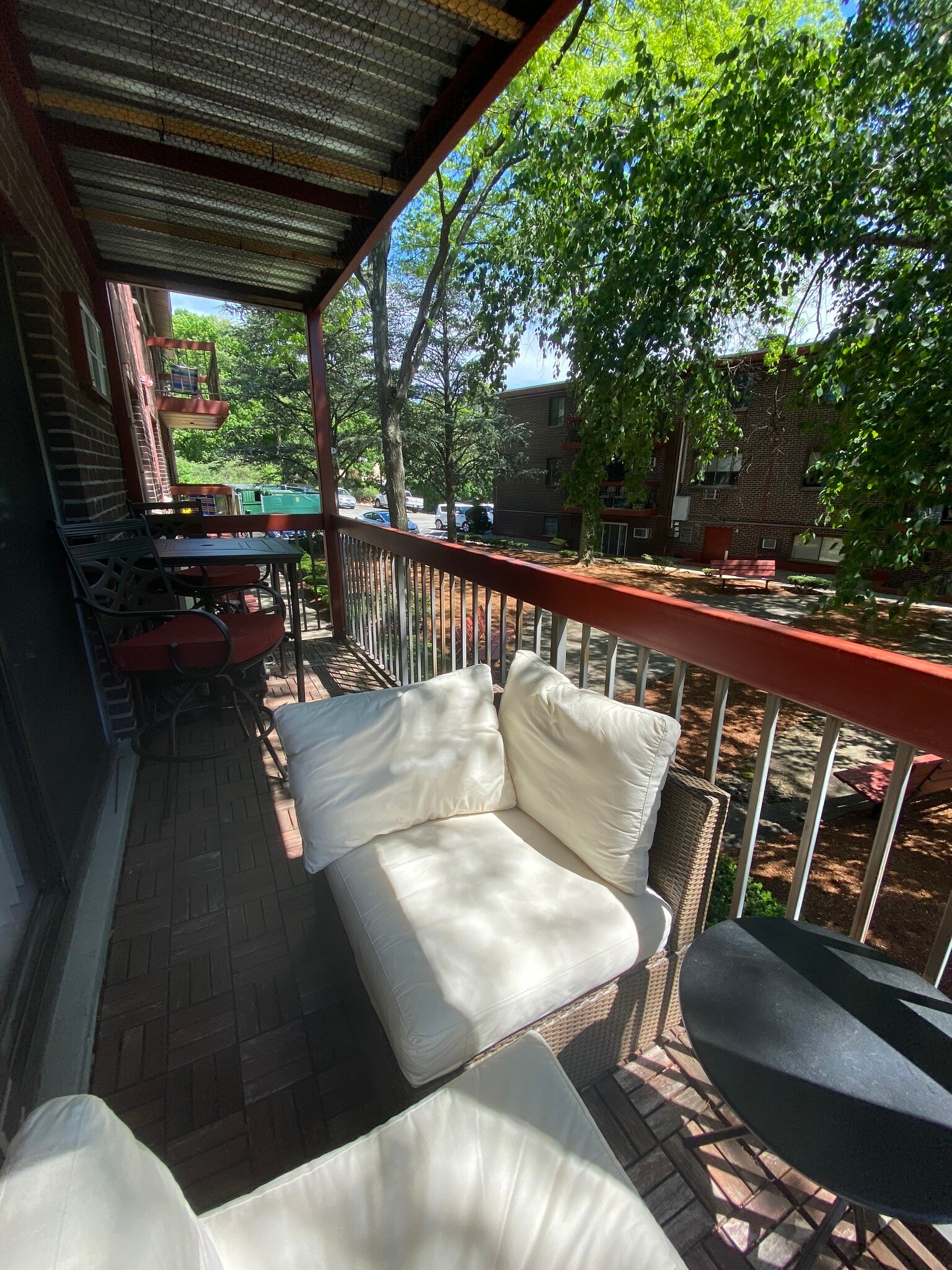 Balcony - 1011 Main St