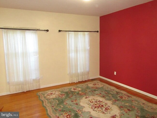 Building Photo - 138 Megan Dr