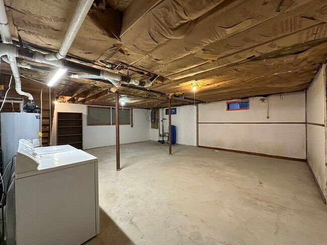 Building Photo - 65-67-67 Summer St