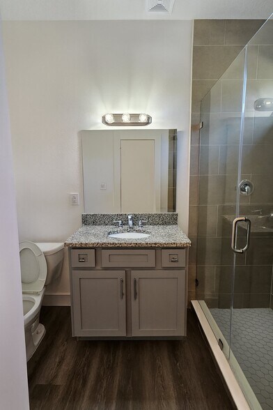 Building Photo - 3609 N 53rd St