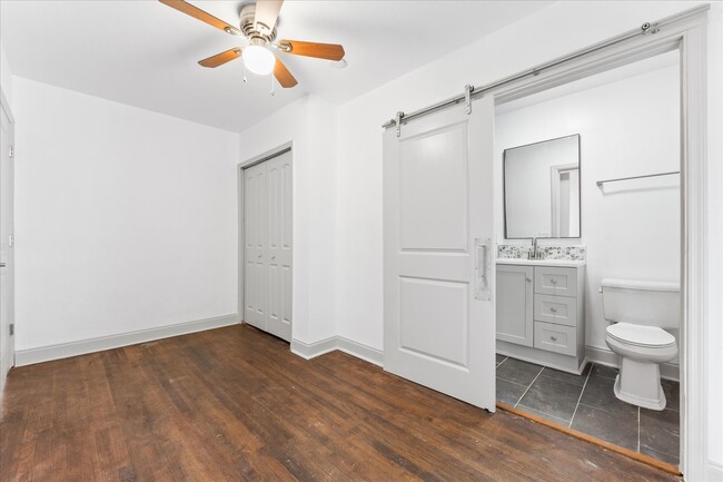 Building Photo - Newly Remodeled Beauty waiting for its fir...