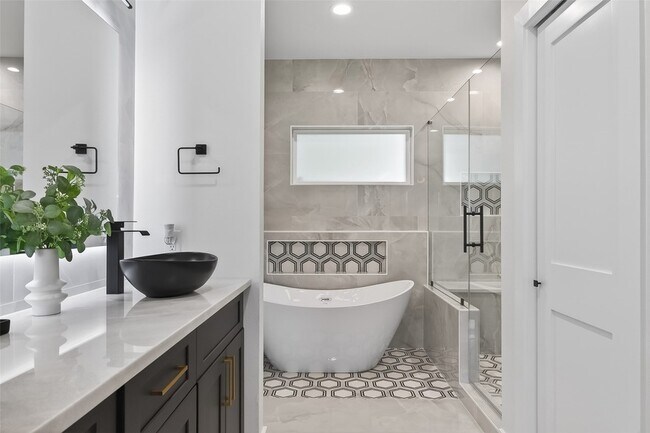 Building Photo - 12319 New Jordan Ln