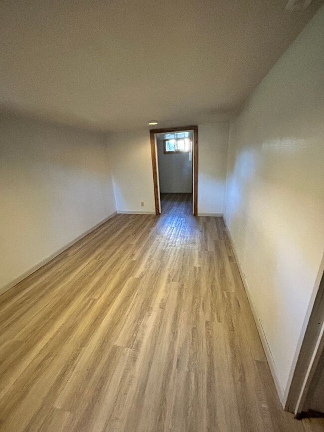 Building Photo - 1407 X Ave