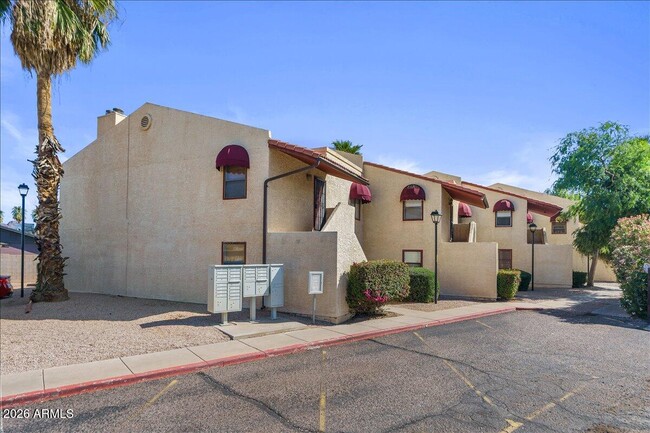 Building Photo - 2515 N 52nd St