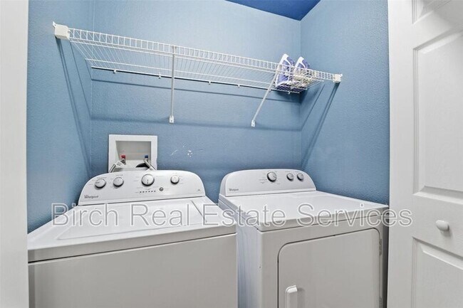 Building Photo - 11840 13th Way N