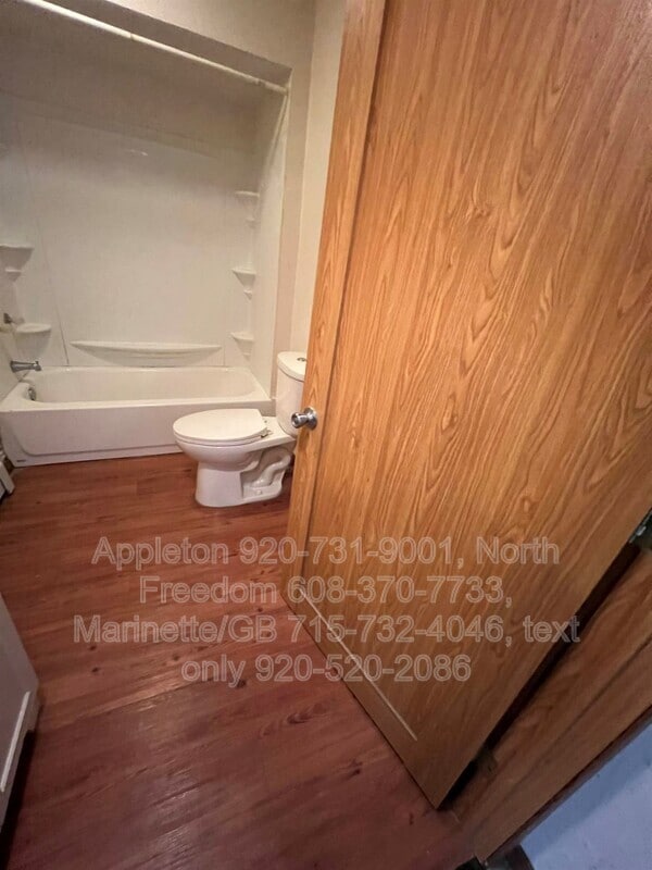 Building Photo - 222 E Main St