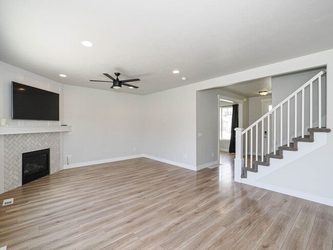 Building Photo - 69 S Serrata Ln