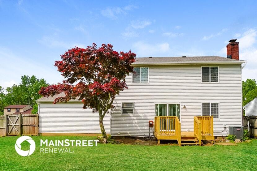 Building Photo - 696 Maclam Dr