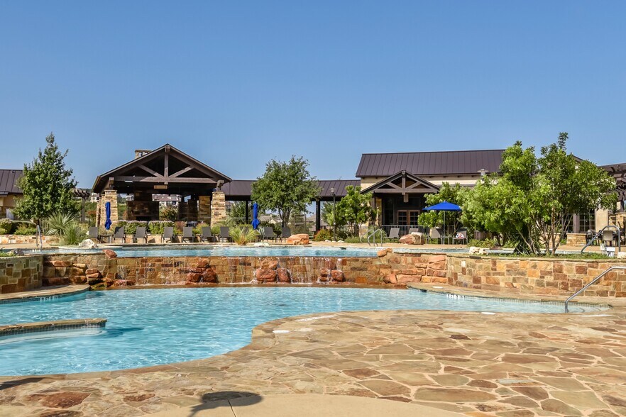 sweetwater amenities - 5929 Gunnison Turn Rd