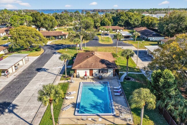 Building Photo - 12520 Orangewood Ct