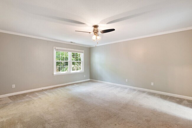 Building Photo - Charming 3 Bedroom, 2.5 Bath Home in Coventry