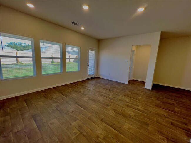 Building Photo - 314 Addison Pl