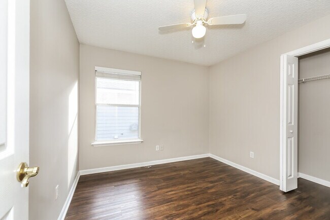 Building Photo - 1723 Rustling Dr