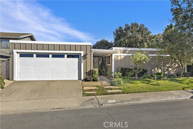 Building Photo - 3144 Bonn Dr