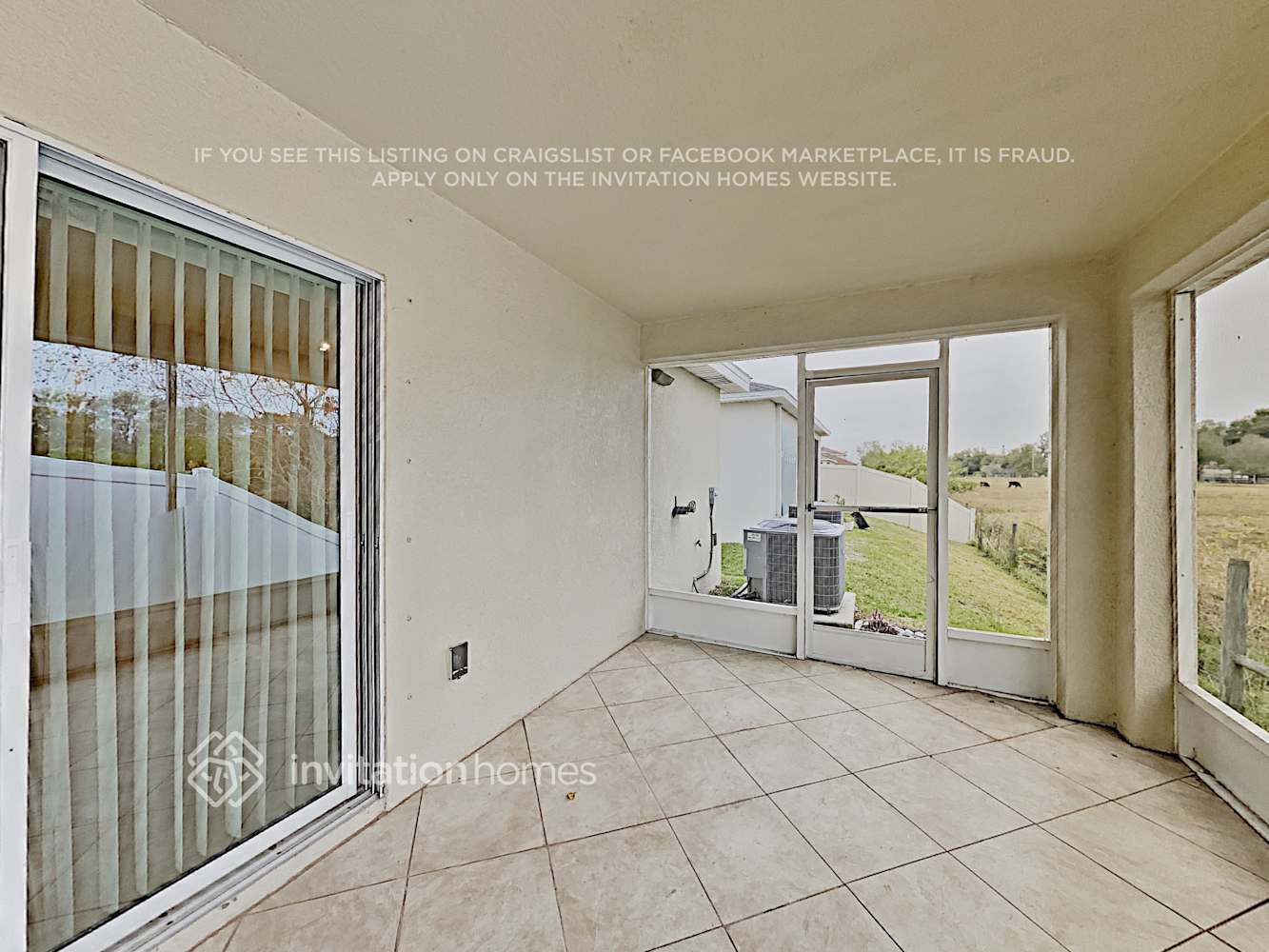 Building Photo - 10732 Southern Forest Dr