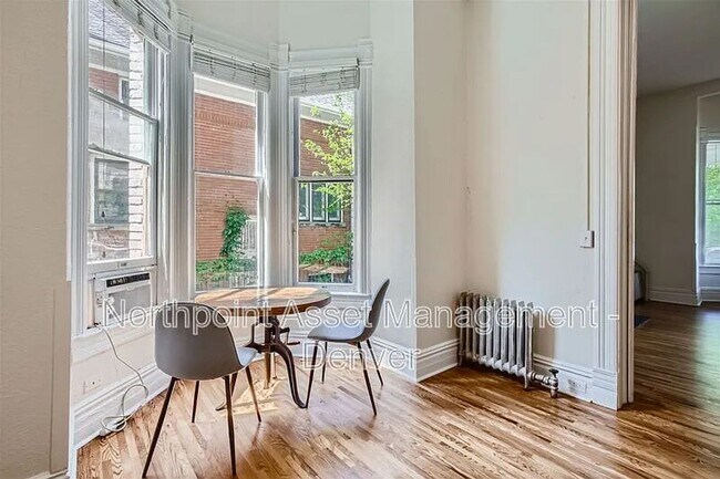 Building Photo - Newly Renovated Single Family Home | 1 BR/1BA | Fireplace!