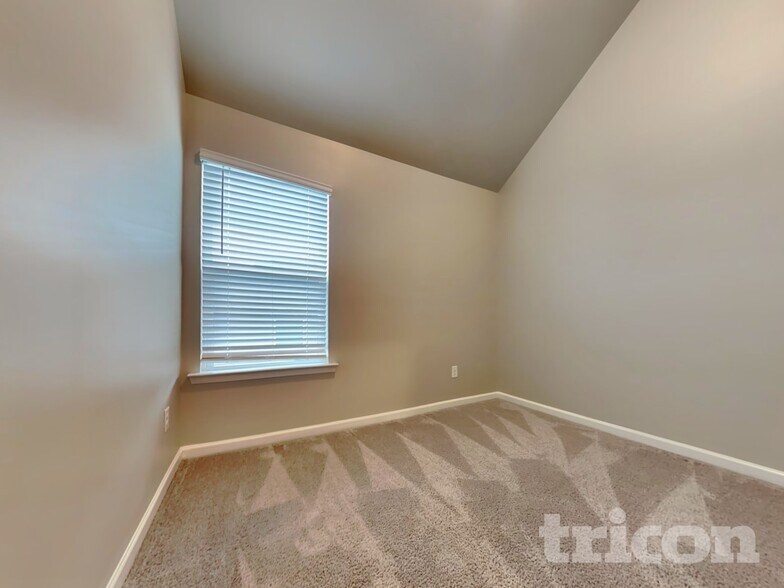 Building Photo - 7528 Congregation St