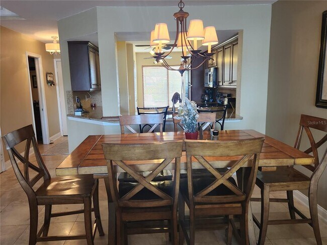 Building Photo - 6290 Bahia Del Mar Cir N