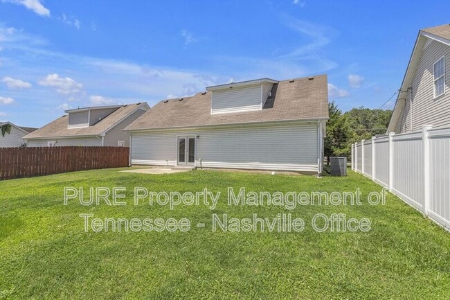 Building Photo - 723 Holland Ridge Dr