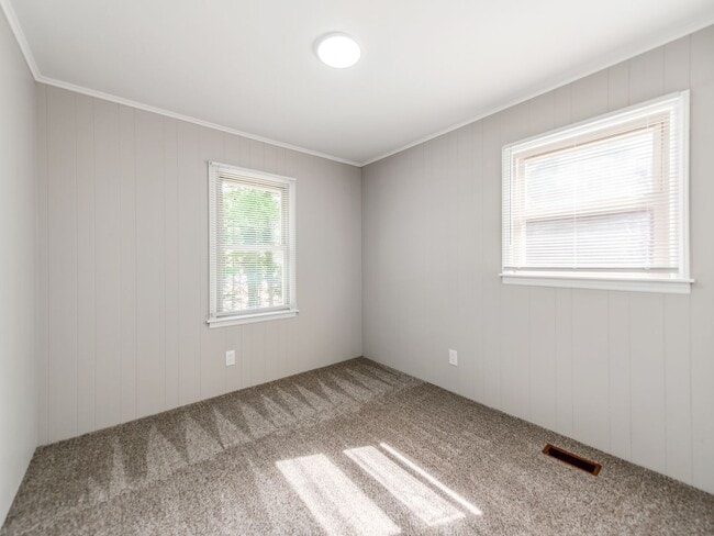 Building Photo - Charming 3-bedroom, 1-bath home in Stanley, NC