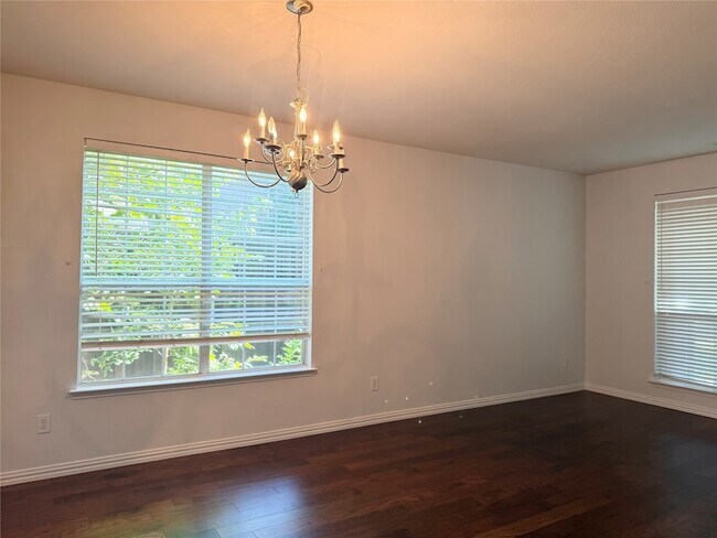 Building Photo - 8373 Brightside Ln