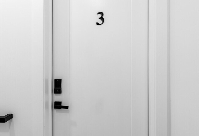 Building Photo - 1726 H St NE